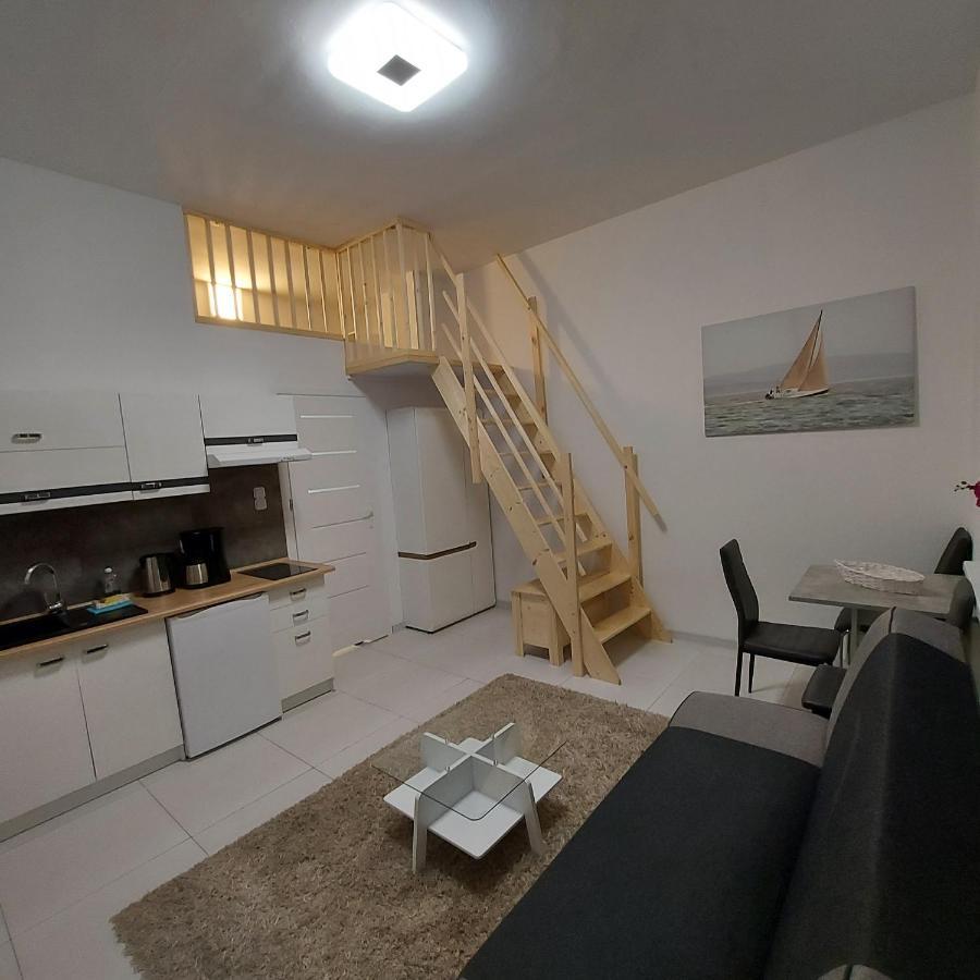 Nowy Apartament Jednopokojowy Z Lazienka ชวีโนวิชแจ ภายนอก รูปภาพ