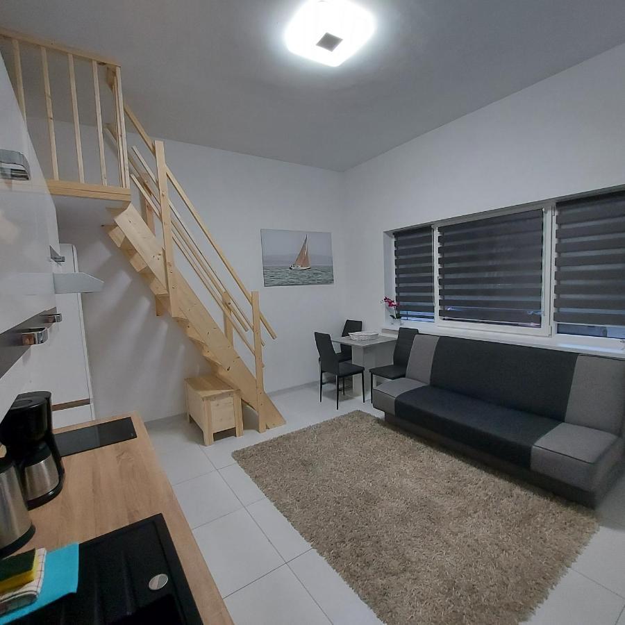 Nowy Apartament Jednopokojowy Z Lazienka ชวีโนวิชแจ ภายนอก รูปภาพ